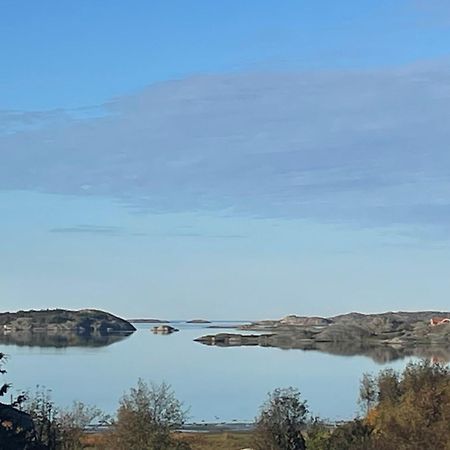 Stuga I Naturskoent Omrade Pa Vaestra Tjoern Saby Luaran gambar
